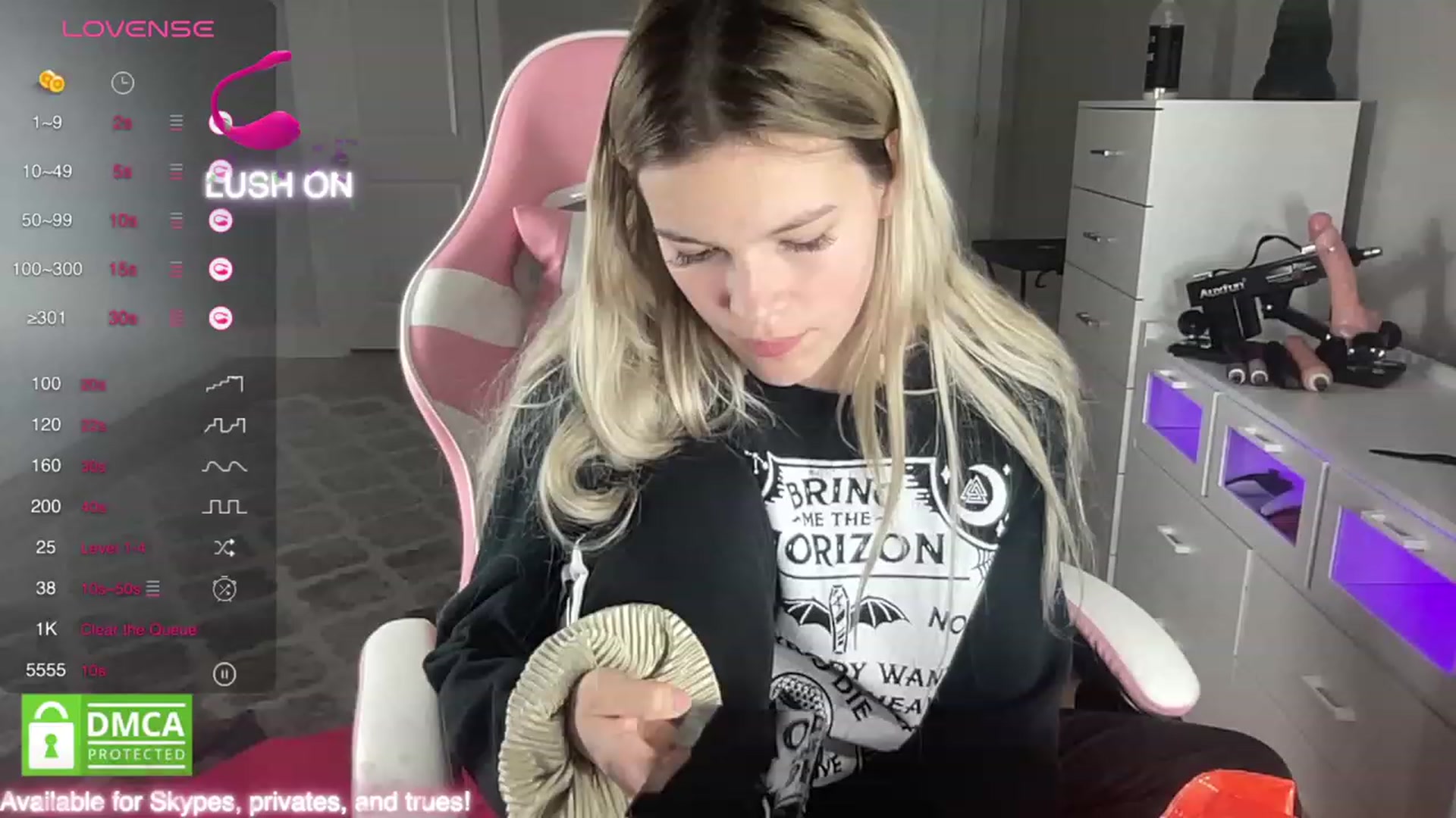 Gallery image thumbnail from Sarahsweets18's myfreecams stream on, 10/06/2023, 07:18 image 19 of 20