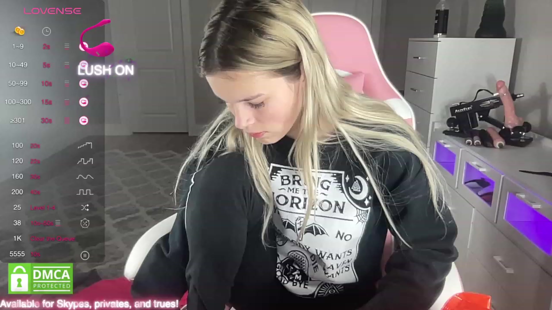 Gallery image thumbnail from Sarahsweets18's myfreecams stream on, 10/06/2023, 07:18 image 18 of 20