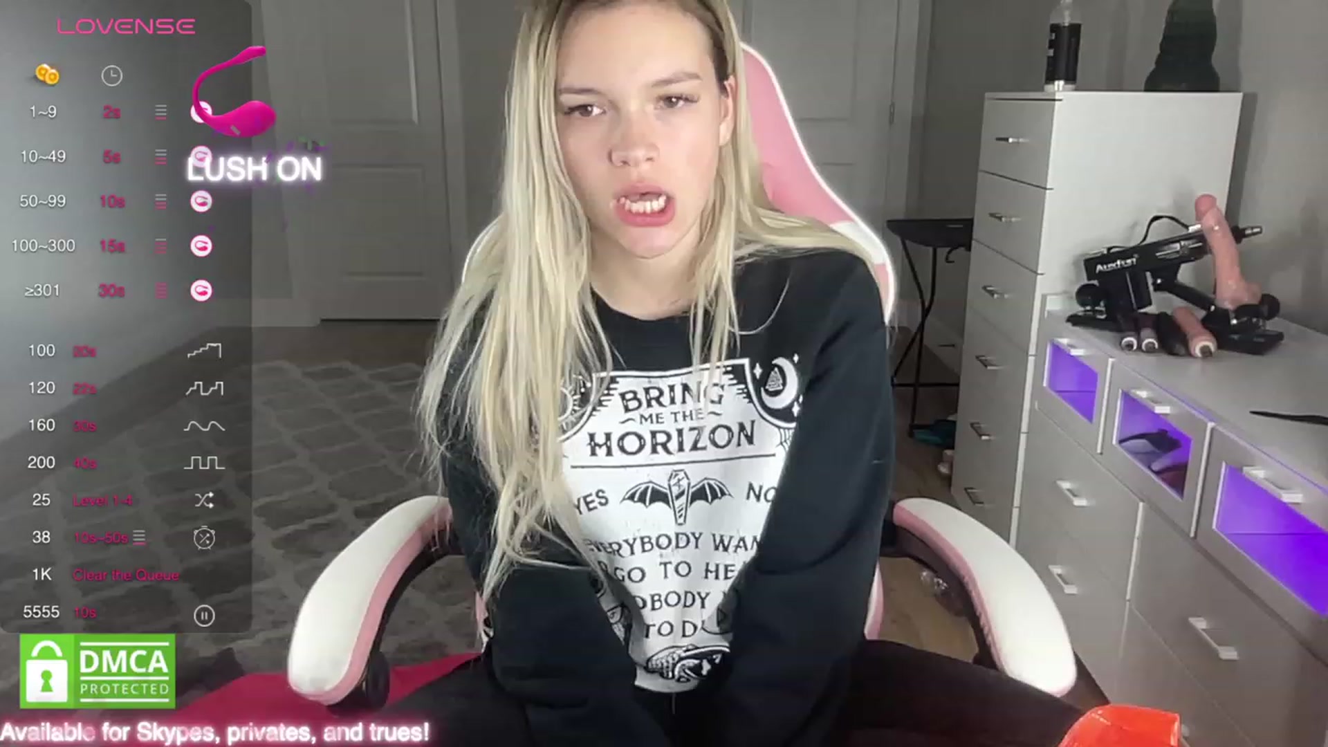 Gallery image thumbnail from Sarahsweets18's myfreecams stream on, 10/06/2023, 07:18 image 15 of 20