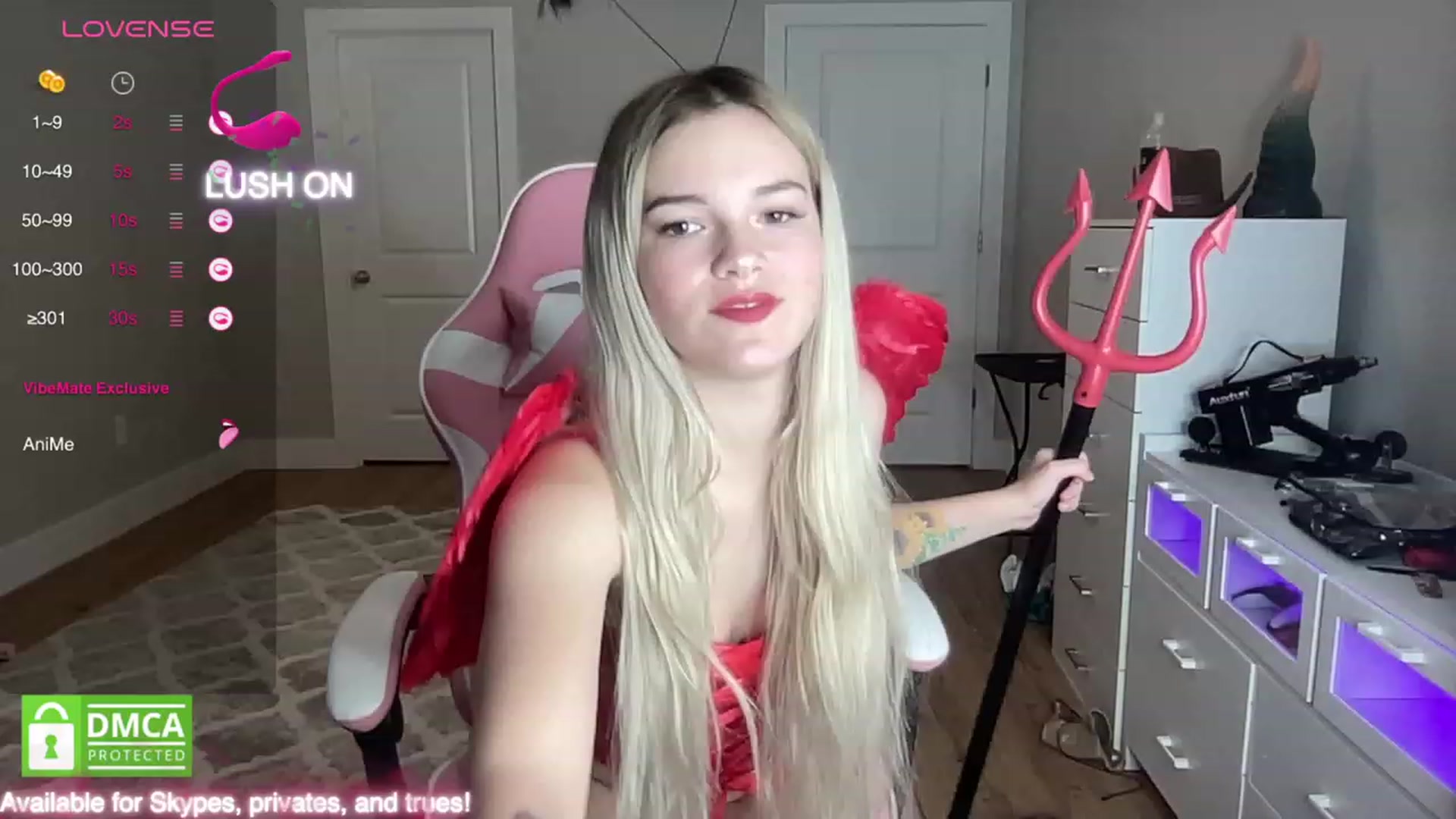 Gallery image thumbnail from Sarahsweets18's myfreecams stream on, 10/08/2023, 03:08 image 8 of 20