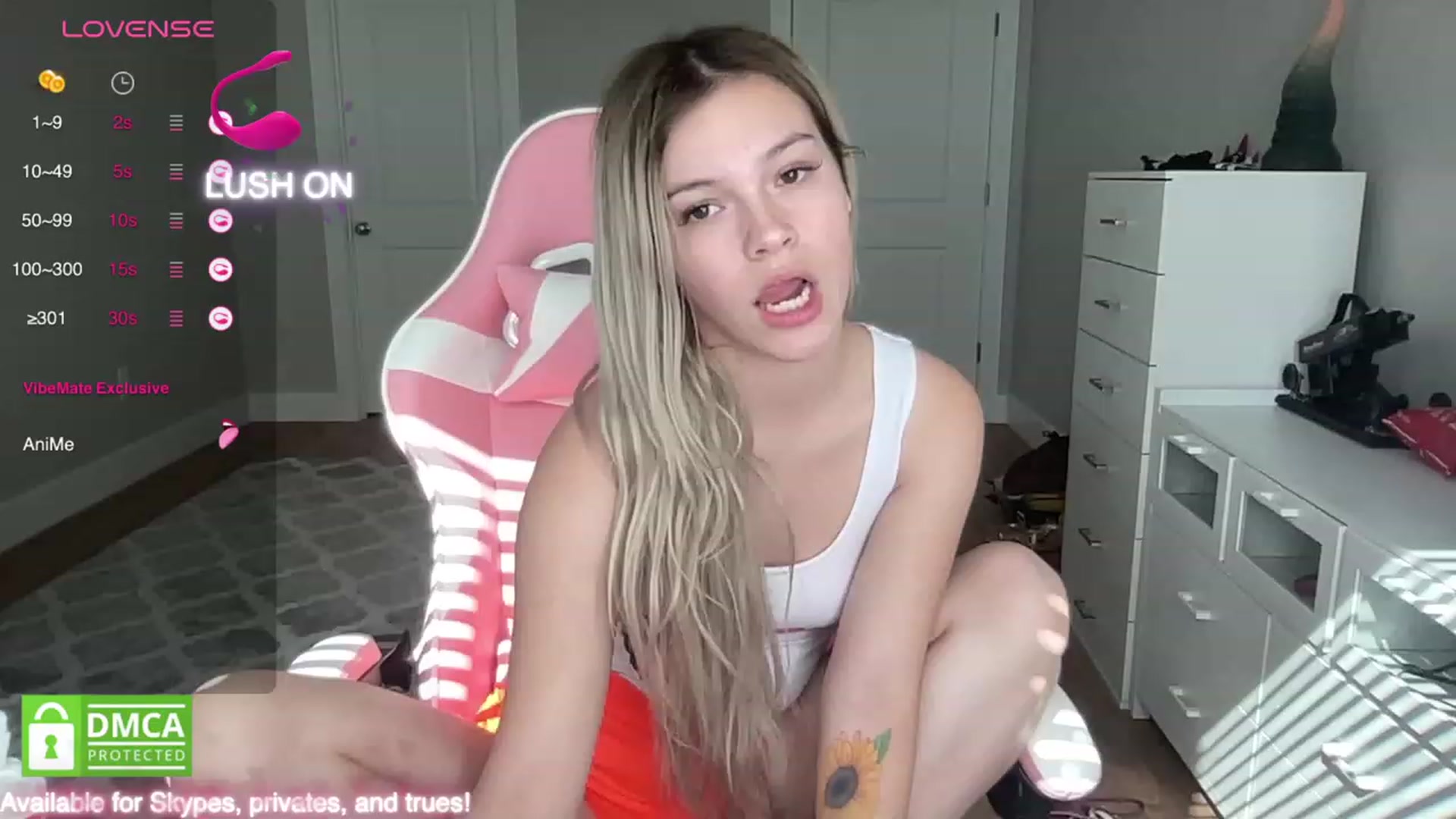 Gallery image thumbnail from Sarahsweets18's myfreecams stream on, 10/10/2023, 16:01 image 15 of 20