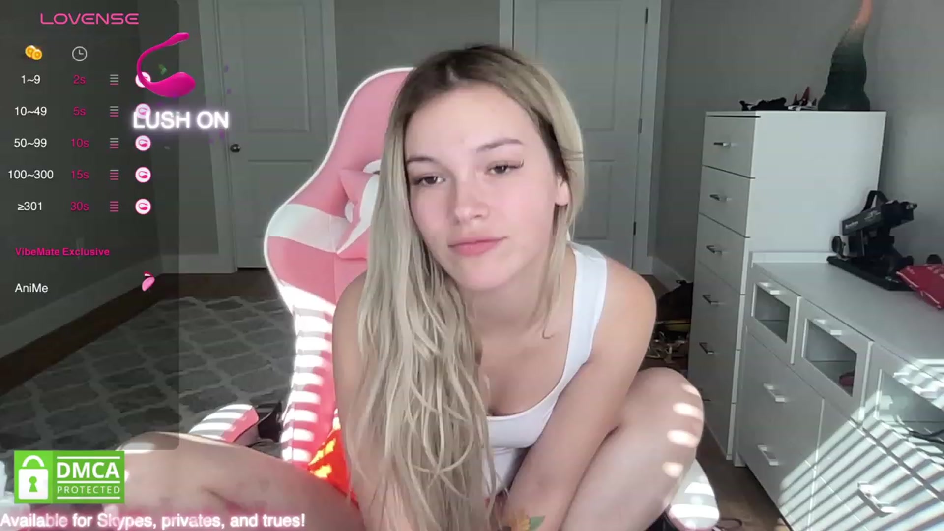 Gallery image thumbnail from Sarahsweets18's myfreecams stream on, 10/10/2023, 16:01 image 16 of 20