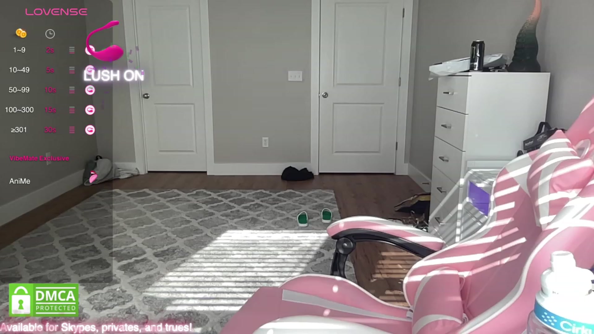 Gallery image thumbnail from Sarahsweets18's myfreecams stream on, 10/14/2023, 15:13 image 11 of 20