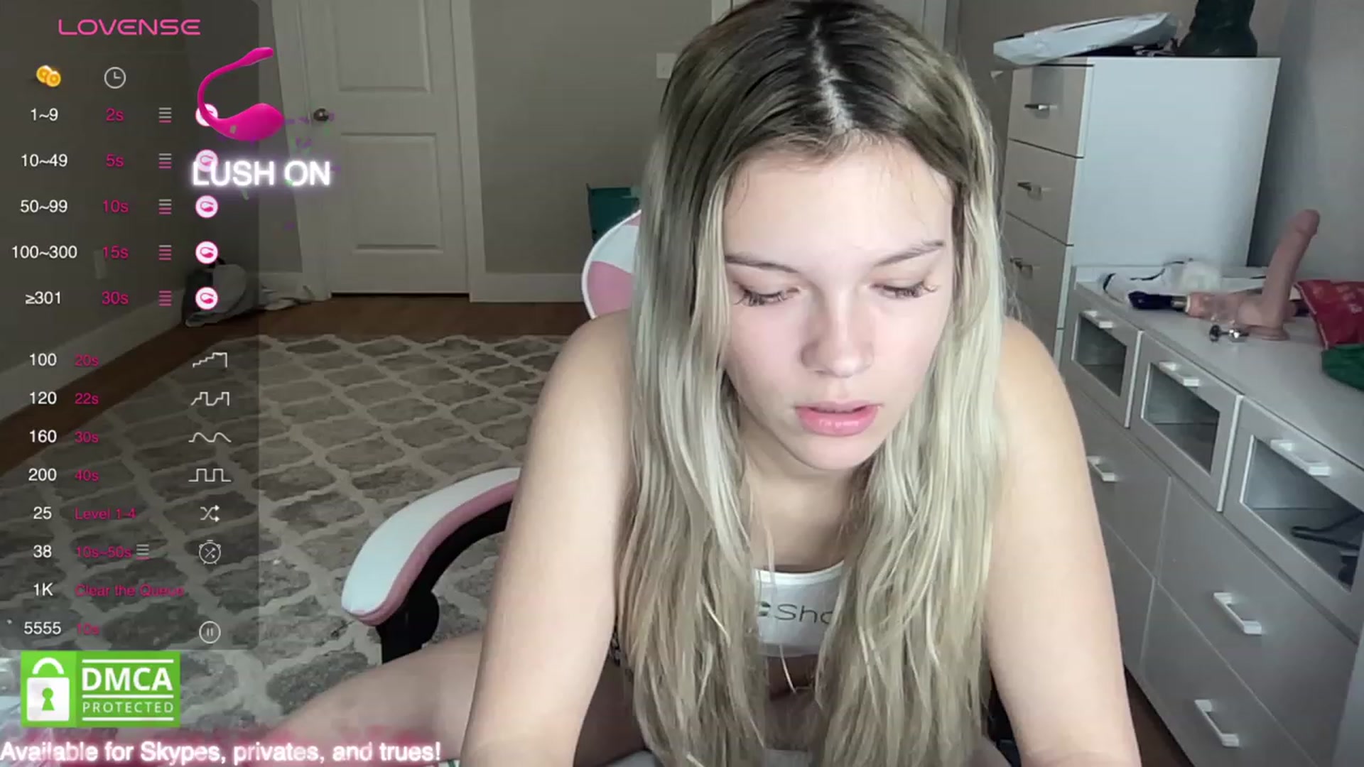 Gallery image thumbnail from Sarahsweets18's myfreecams stream on, 10/15/2023, 15:28 image 1 of 20
