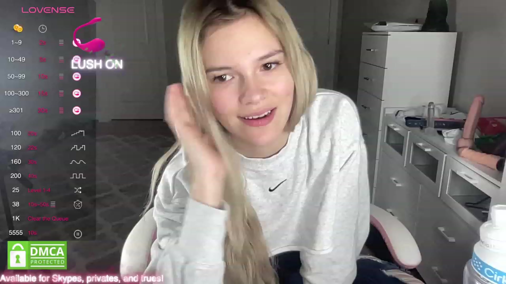 Gallery image thumbnail from Sarahsweets18's myfreecams stream on, 10/16/2023, 13:53 image 8 of 20