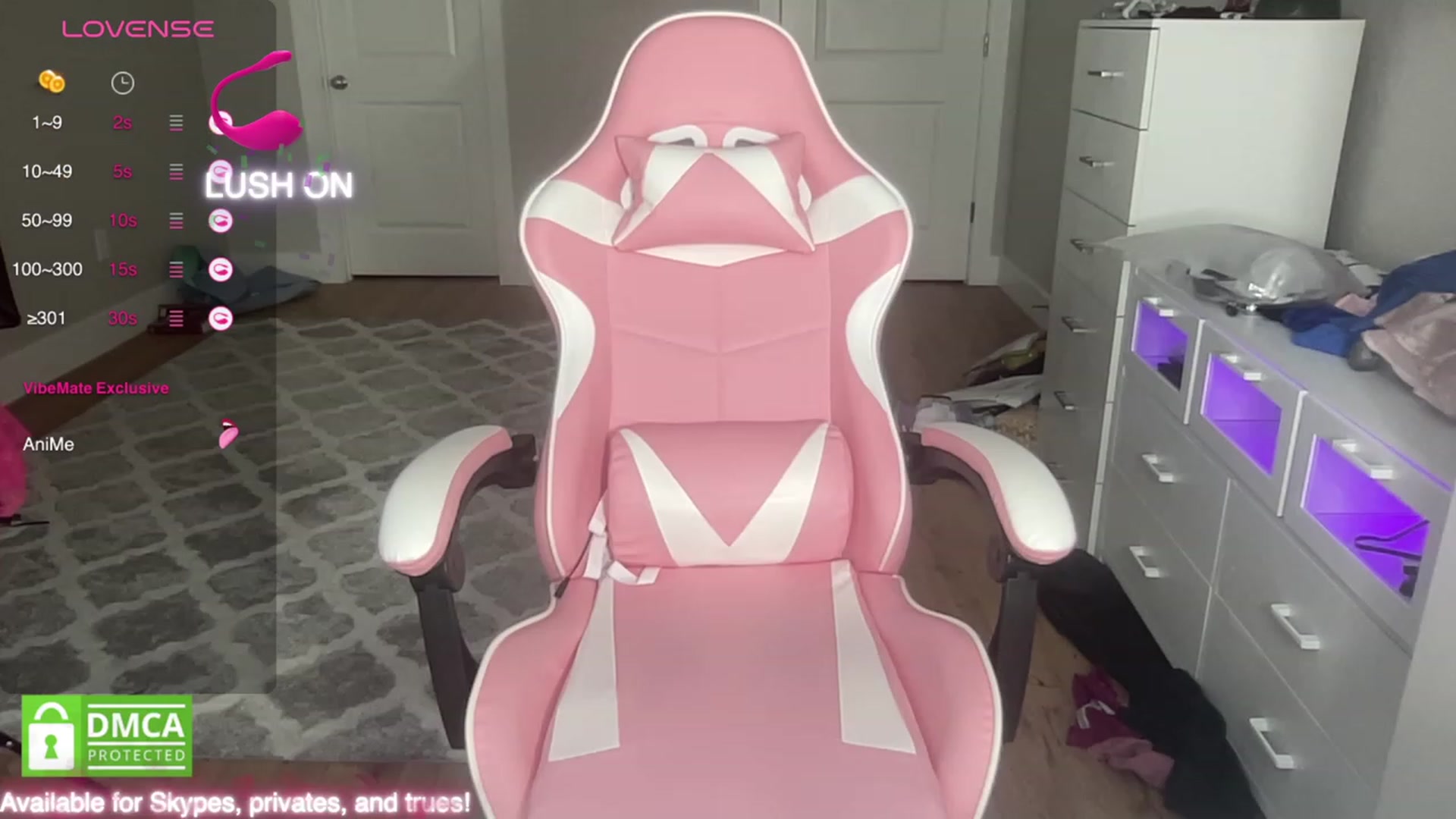 Gallery image thumbnail from Sarahsweets18's myfreecams stream on, 10/23/2023, 18:40 image 4 of 20