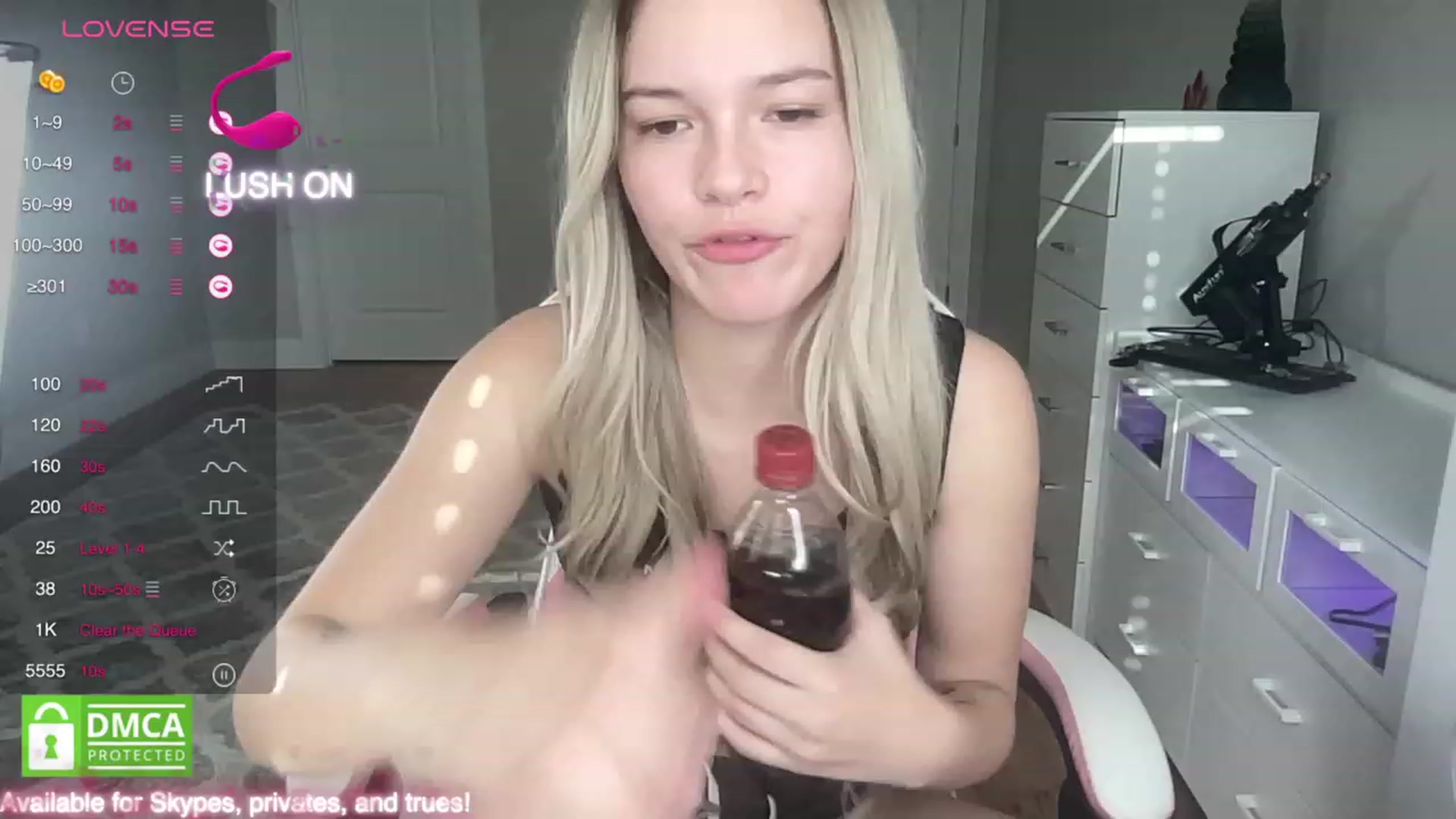 Gallery image thumbnail from Sarahsweets18's myfreecams stream on, 10/29/2023, 14:30 image 5 of 20