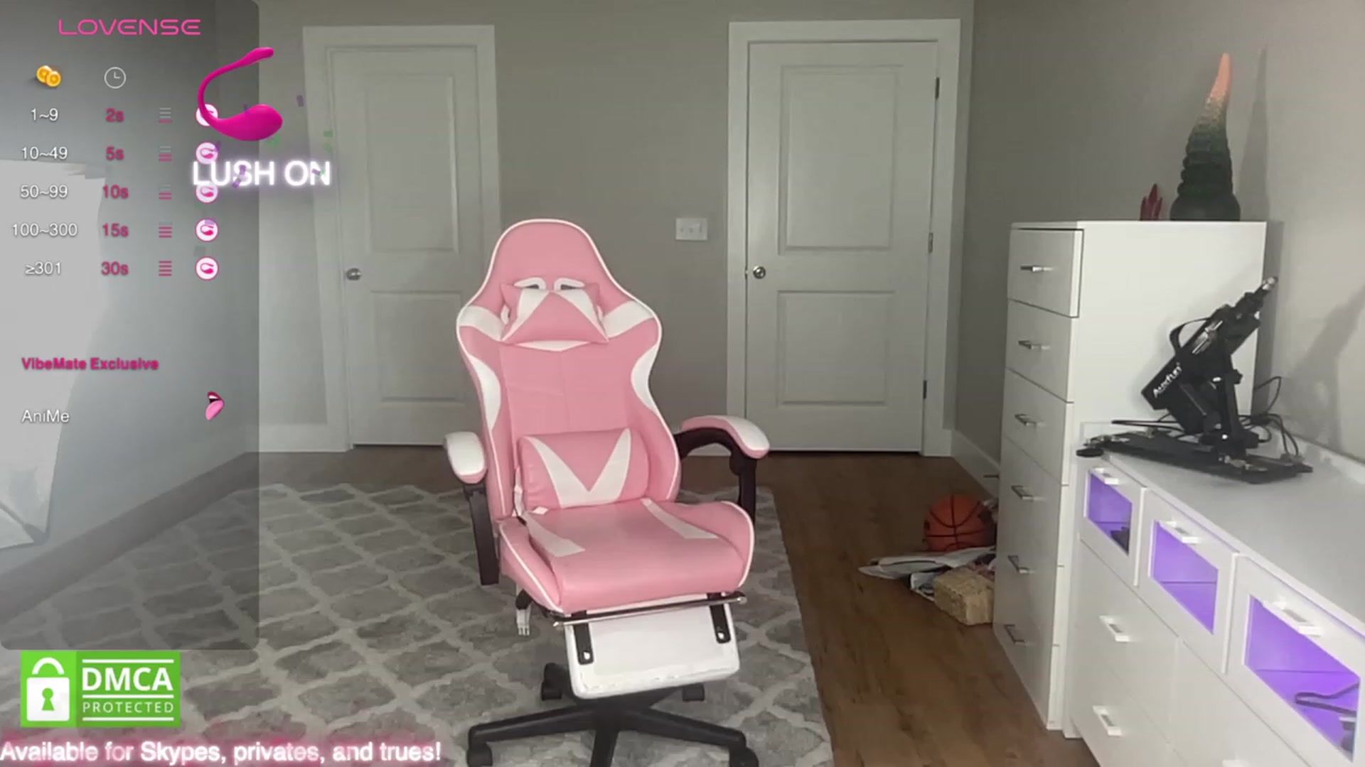 Gallery image thumbnail from Sarahsweets18's myfreecams stream on, 10/29/2023, 16:21 image 20 of 20
