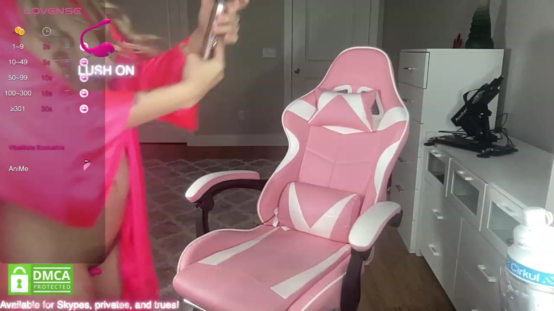 Gallery image thumbnail from Sarahsweets18's myfreecams stream on, 10/31/2023, 15:15 image 11 of 20