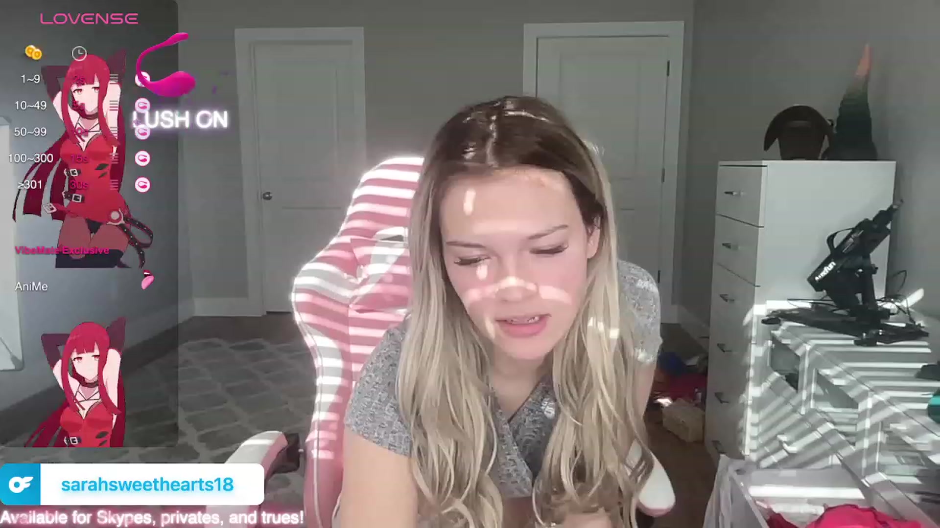 Gallery image thumbnail from Sarahsweets18's myfreecams stream on, 11/01/2023, 15:09 image 12 of 20