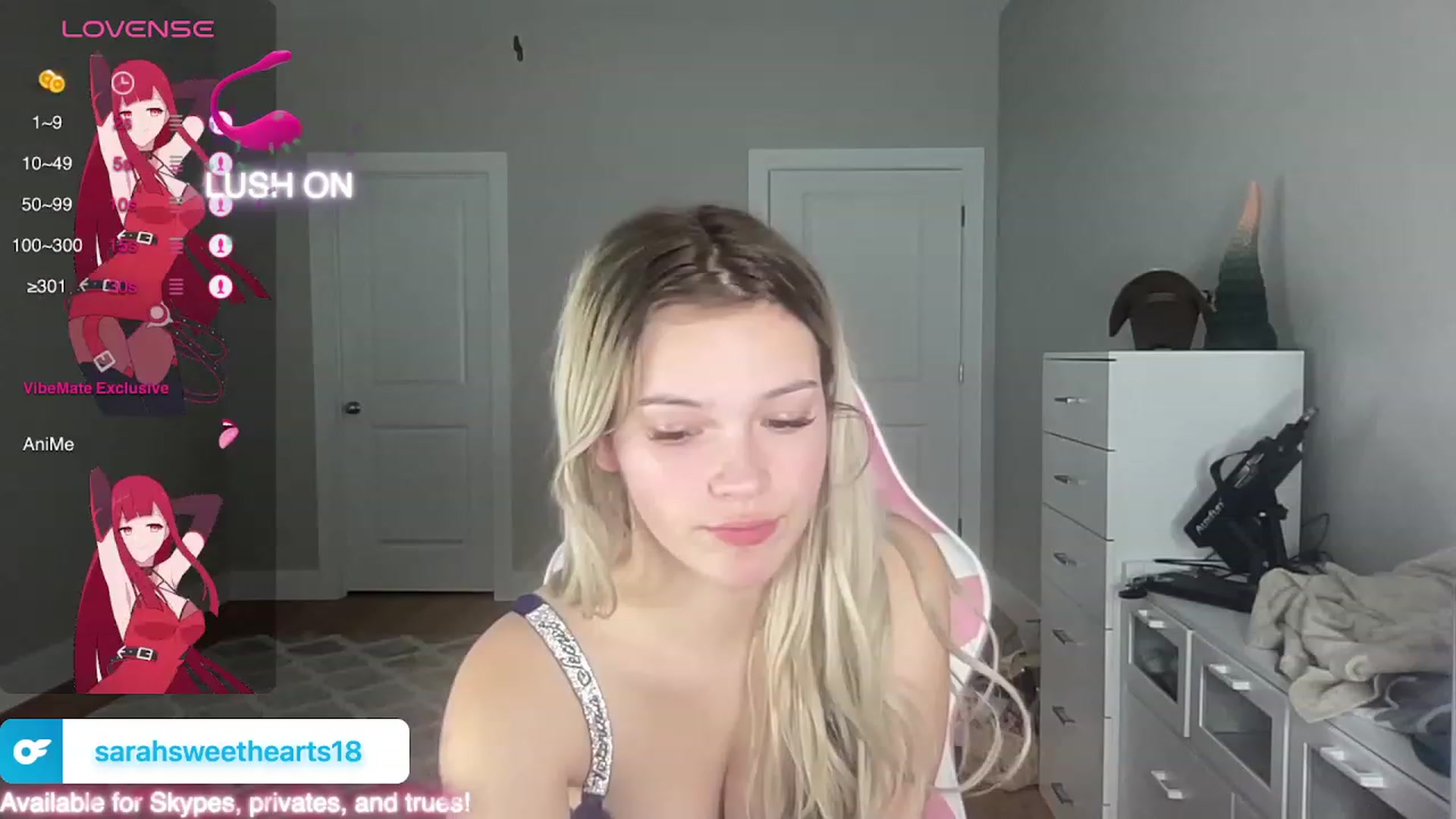 Gallery image thumbnail from Sarahsweets18's myfreecams stream on, 11/02/2023, 20:09 image 11 of 20