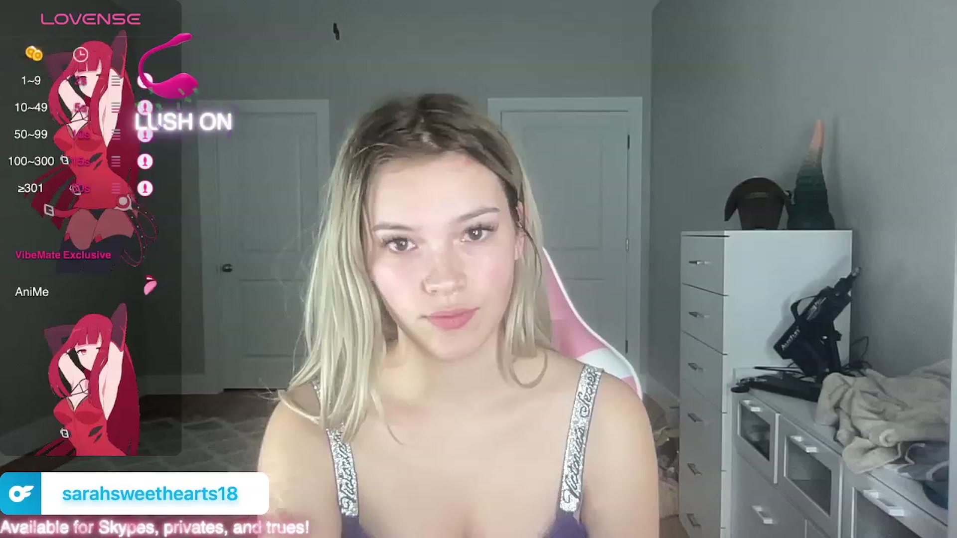 Gallery image thumbnail from Sarahsweets18's myfreecams stream on, 11/02/2023, 20:09 image 10 of 20