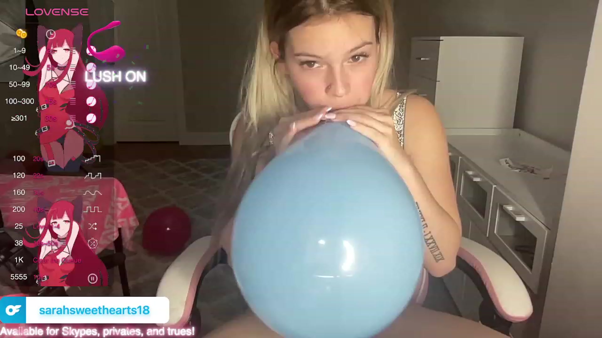 Gallery image thumbnail from Sarahsweets18's myfreecams stream on, 11/14/2023, 22:24 image 13 of 20