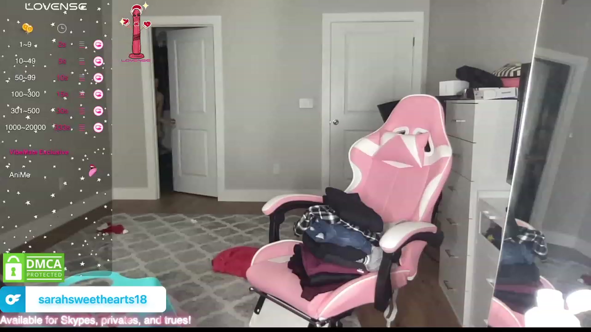 Gallery image thumbnail from Sarahsweets18's myfreecams stream on, 12/07/2023, 18:28 image 4 of 20