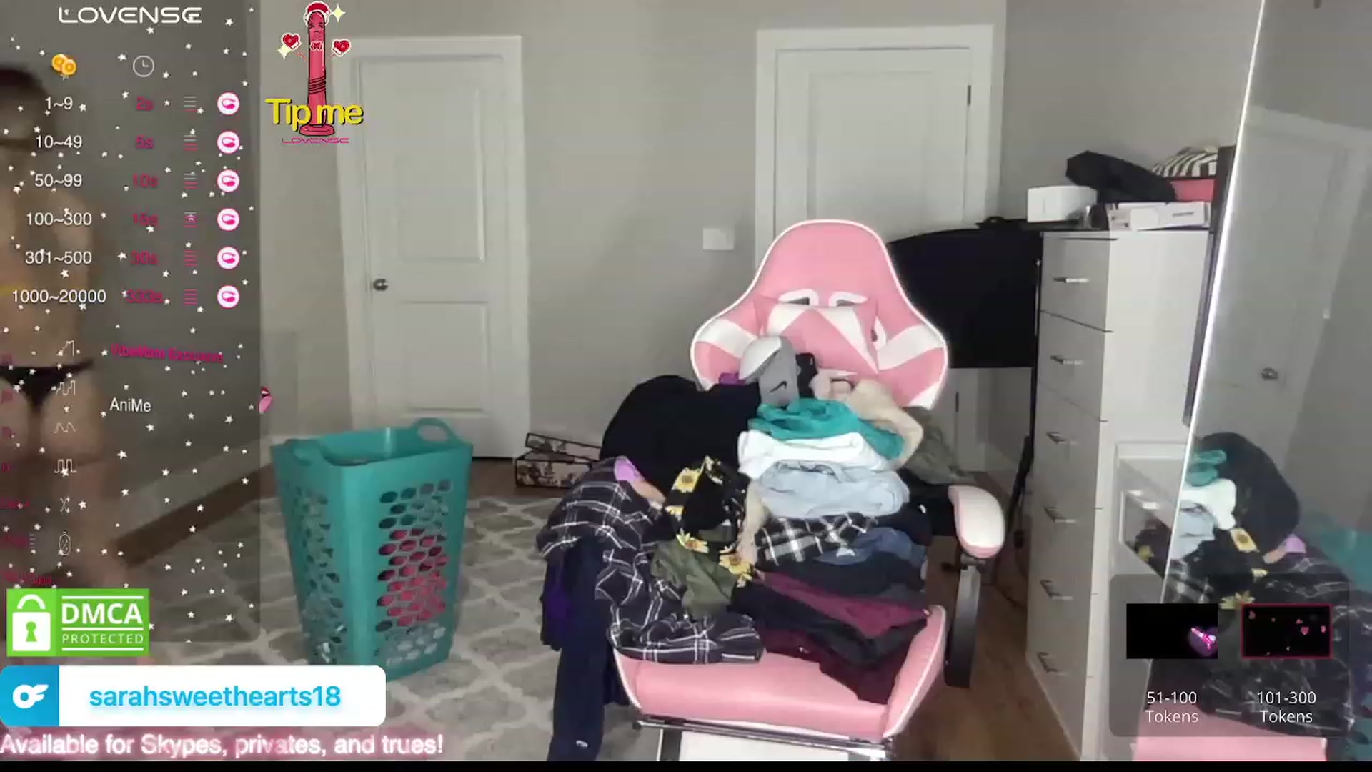 Gallery image thumbnail from Sarahsweets18's myfreecams stream on, 12/07/2023, 18:28 image 12 of 20