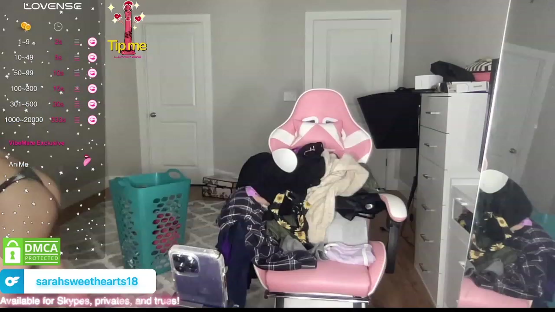 Gallery image thumbnail from Sarahsweets18's myfreecams stream on, 12/07/2023, 18:28 image 14 of 20