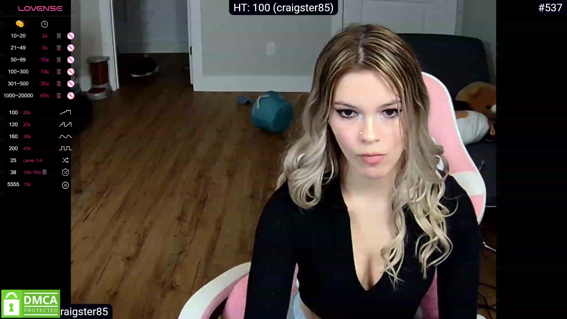 Gallery image thumbnail from Sarahsweets18's myfreecams stream on, 03/03/2024, 23:00 image 6 of 20