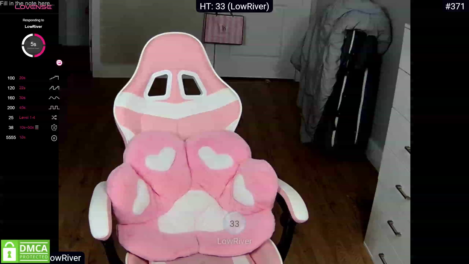 Gallery image thumbnail from Sarahsweets18's myfreecams stream on, 03/14/2024, 24:38 image 17 of 20