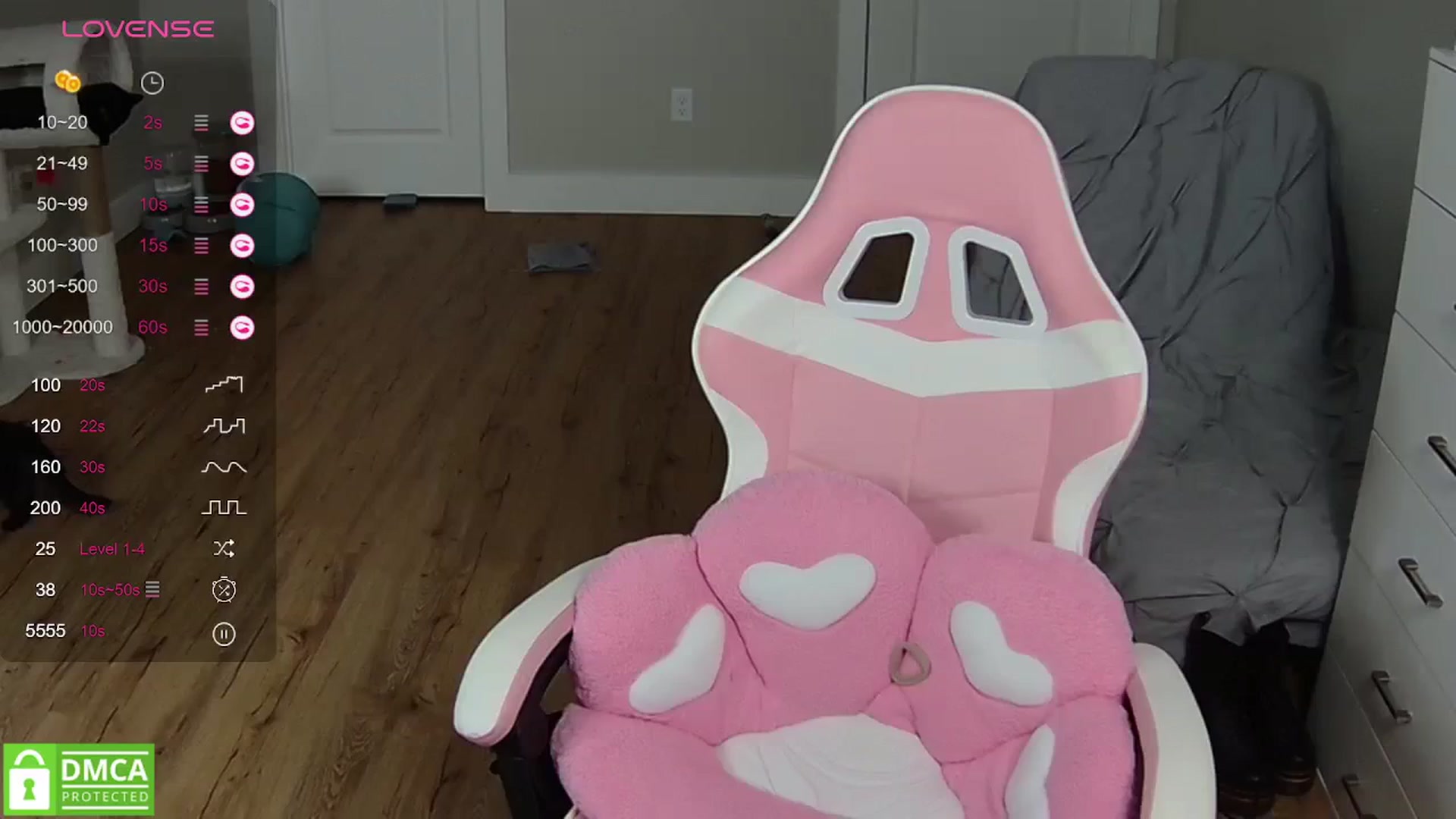 Gallery image thumbnail from Sarahsweets18's myfreecams stream on, 03/28/2024, 04:12 image 20 of 20