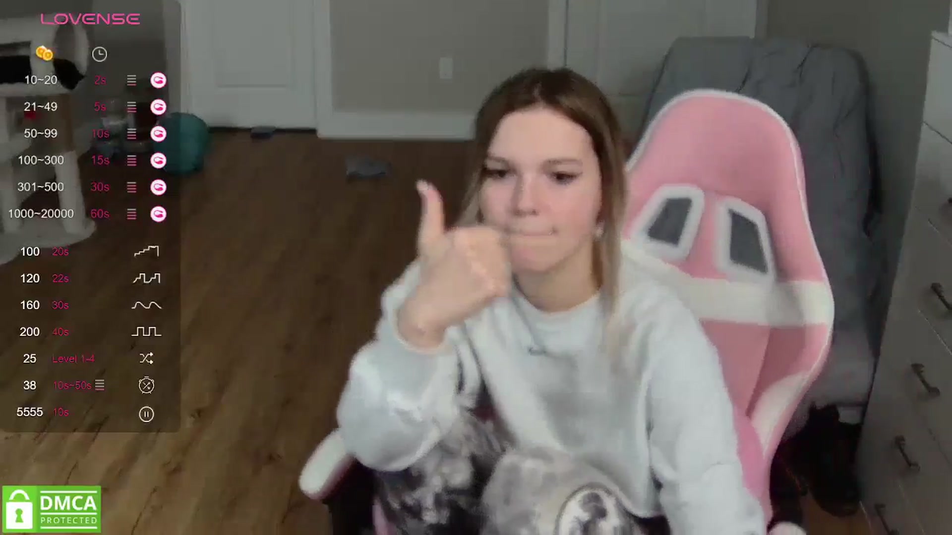Gallery image thumbnail from Sarahsweets18's myfreecams stream on, 03/28/2024, 04:59 image 13 of 20