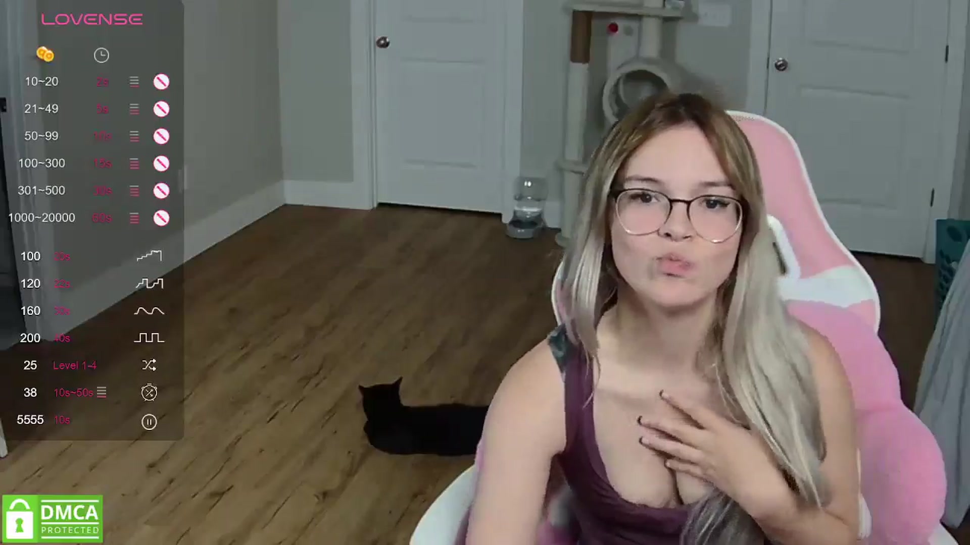 Gallery image thumbnail from Sarahsweets18's myfreecams stream on, 05/02/2024, 05:41 image 13 of 20