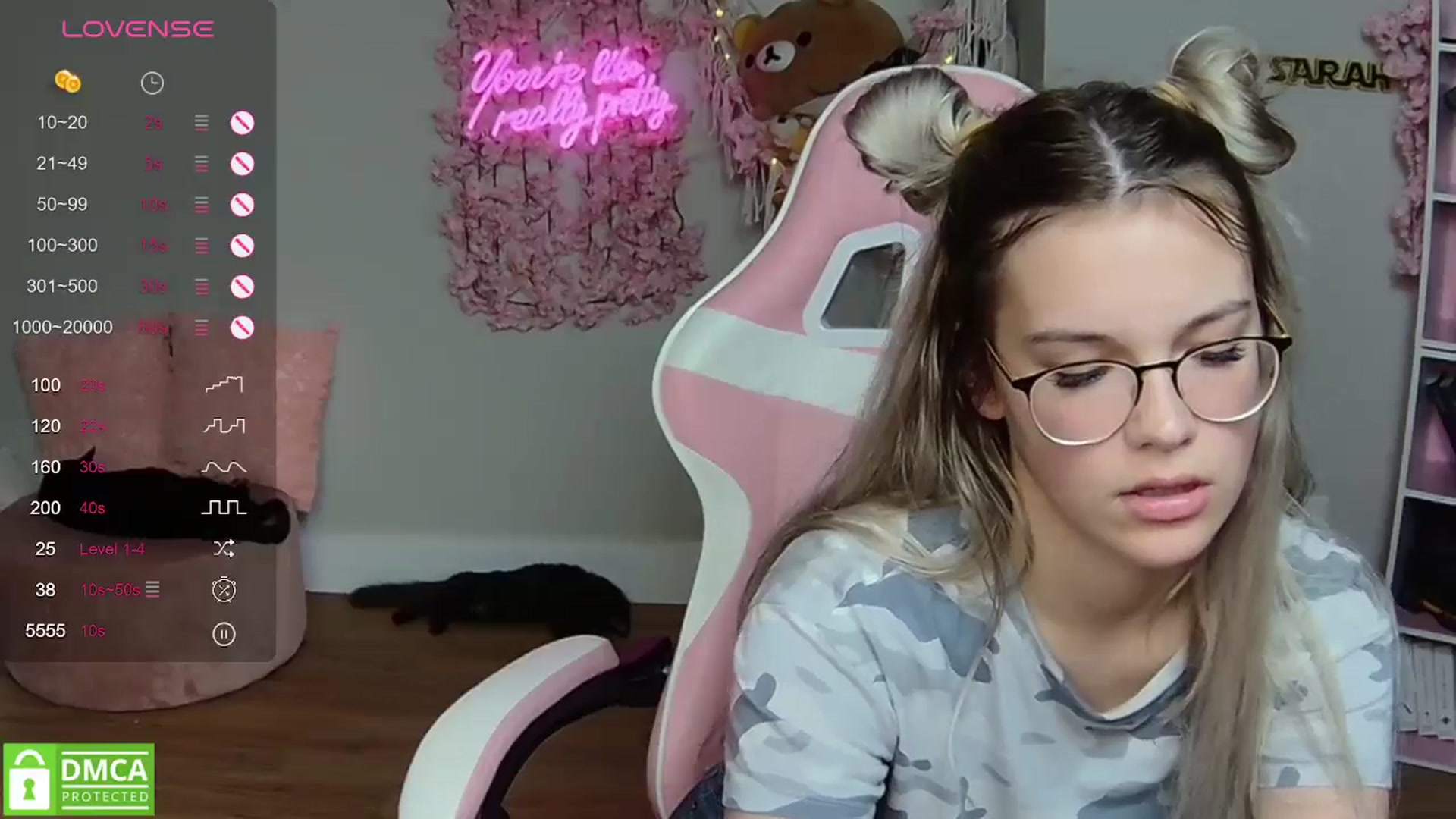 Gallery image thumbnail from Sarahsweets18's myfreecams stream on, 05/06/2024, 05:14 image 20 of 20