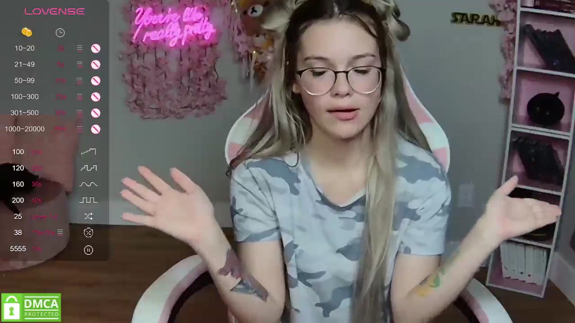 Gallery image thumbnail from Sarahsweets18's myfreecams stream on, 05/06/2024, 06:32 image 12 of 20
