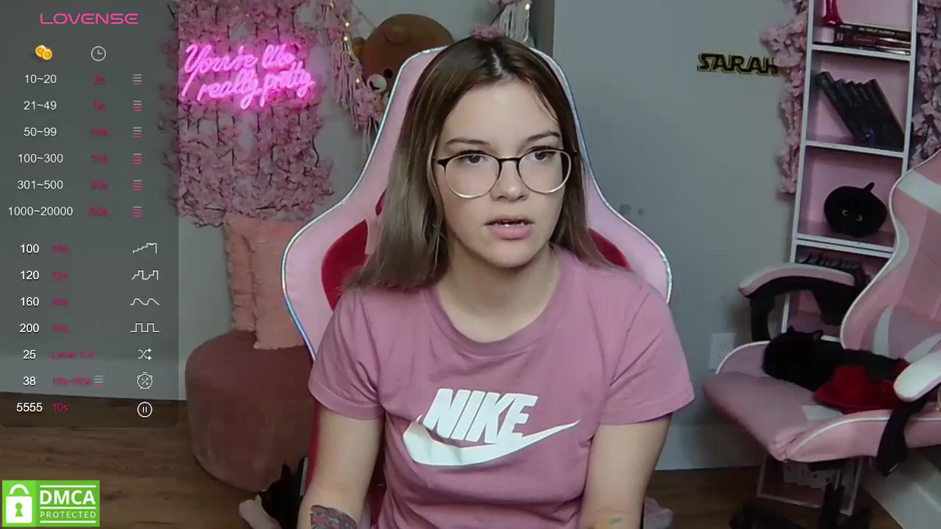 Gallery image thumbnail from Sarahsweets18's myfreecams stream on, 05/07/2024, 02:19 image 2 of 20