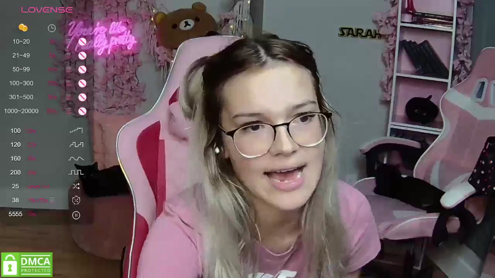 Gallery image thumbnail from Sarahsweets18's myfreecams stream on, 05/07/2024, 02:19 image 18 of 20