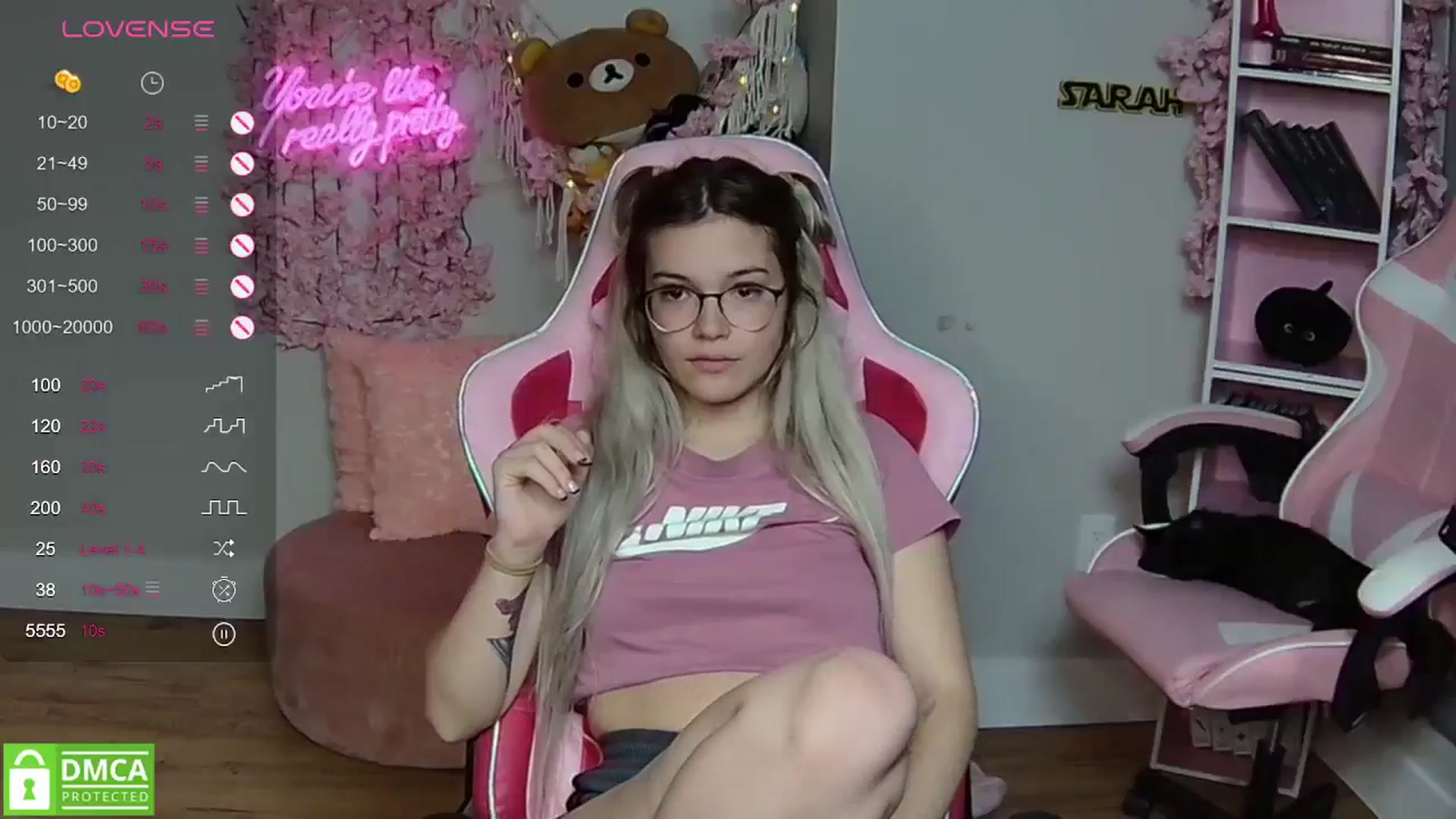Gallery image thumbnail from Sarahsweets18's myfreecams stream on, 05/07/2024, 02:19 image 16 of 20