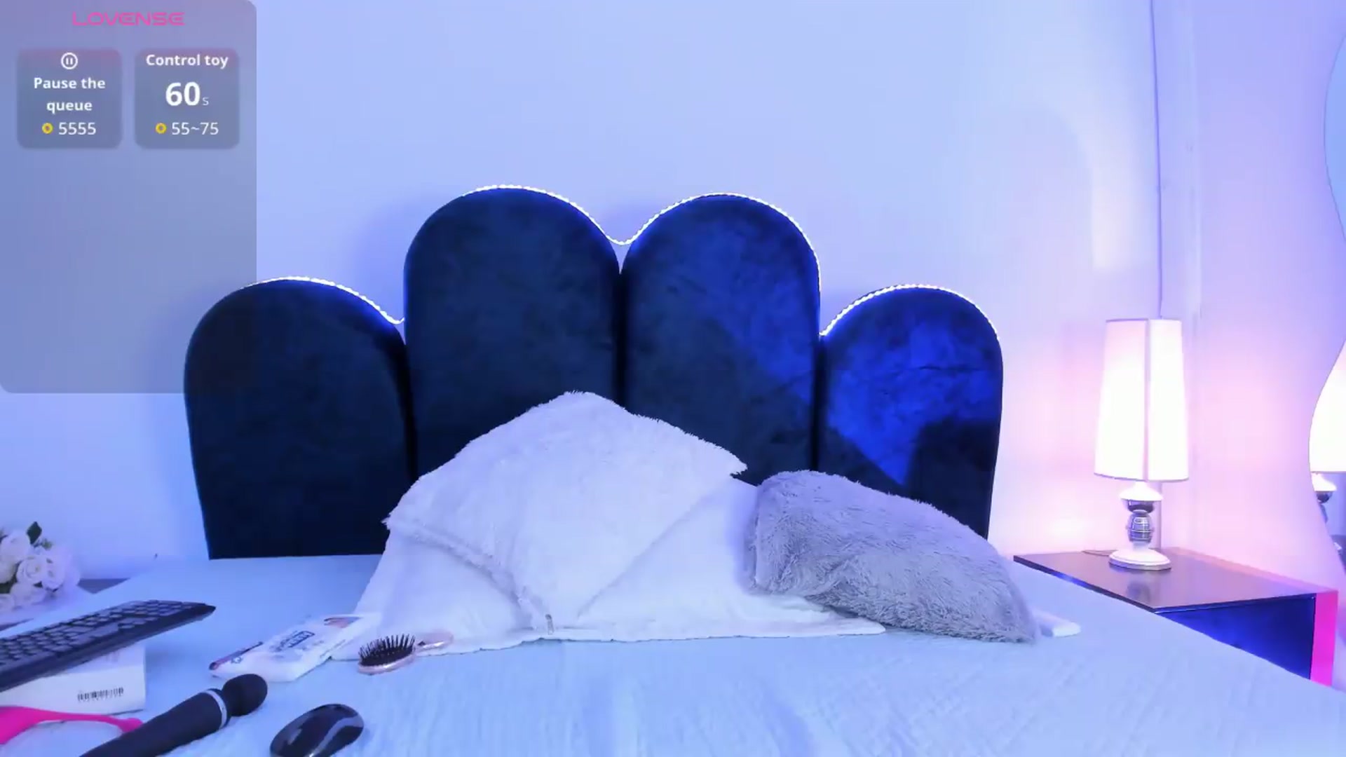 Gallery image thumbnail from Saralennon's myfreecams stream on, 06/12/2026, 24:54 image 17 of 20