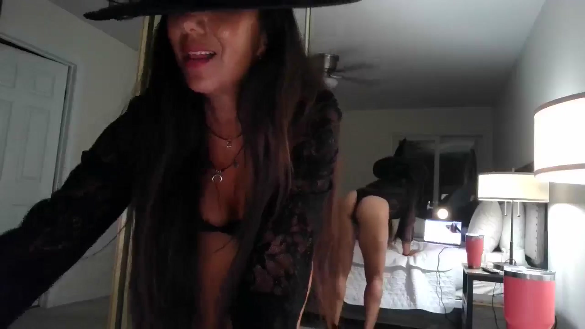 Gallery image thumbnail from SarenaJones's myfreecams stream on, 10/24/2025, 06:35 image 7 of 20