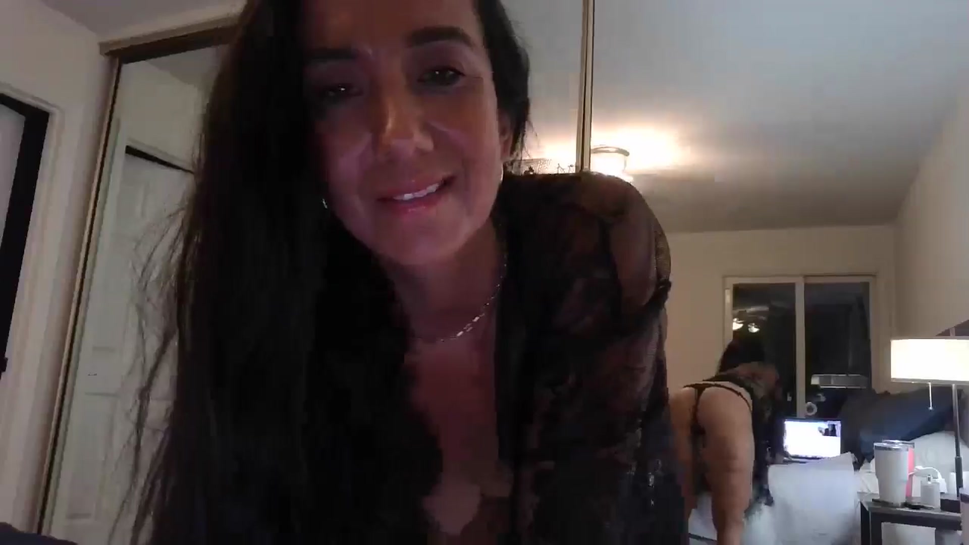 Gallery image thumbnail from SarenaJones's myfreecams stream on, 11/08/2025, 07:57 image 6 of 20