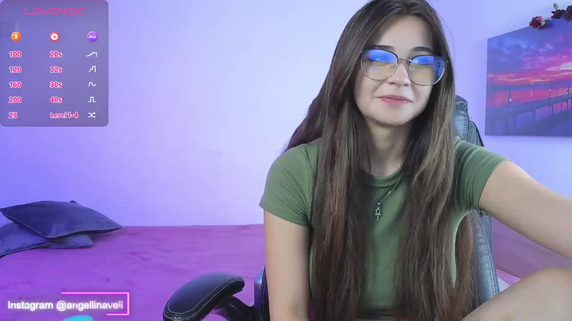 Gallery image thumbnail from SarinaVelvet's myfreecams stream on, 07/22/2024, 19:07 image 10 of 20