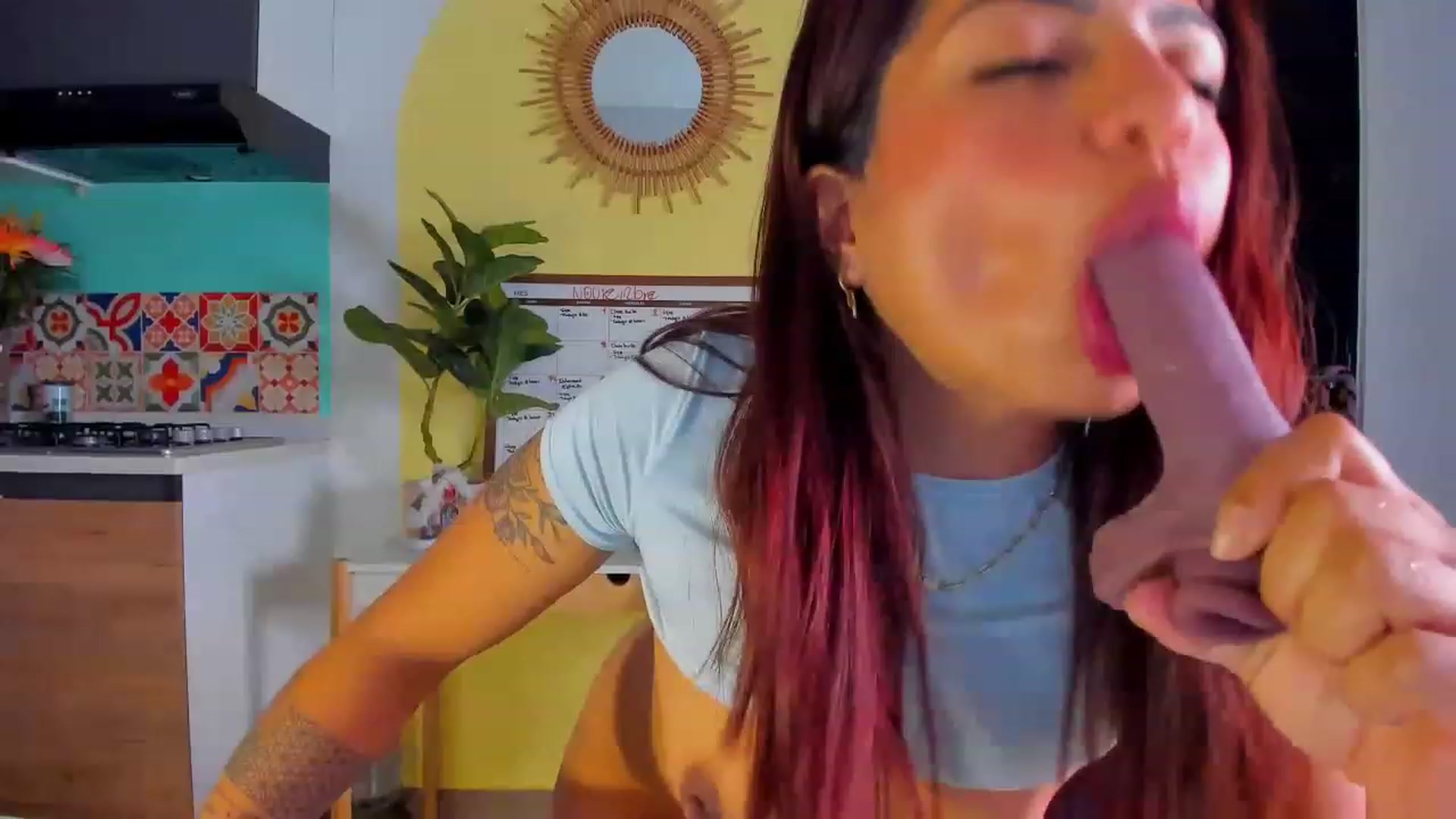 Gallery image thumbnail from SarishaLove's myfreecams stream on, 11/29/2022, 10:10 image 1 of 20