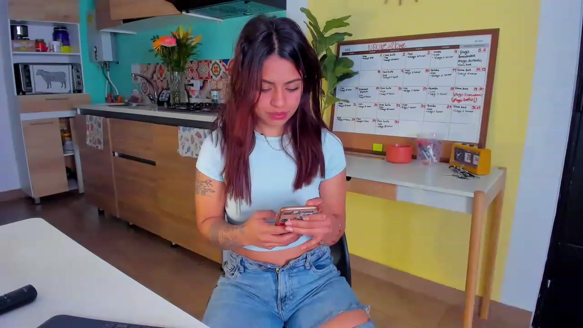 Gallery image thumbnail from SarishaLove's myfreecams stream on, 11/29/2022, 14:29 image 19 of 20