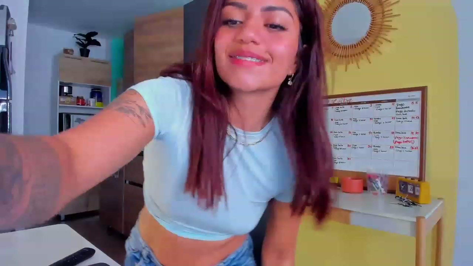 Gallery image thumbnail from SarishaLove's myfreecams stream on, 11/29/2022, 15:32 image 12 of 20