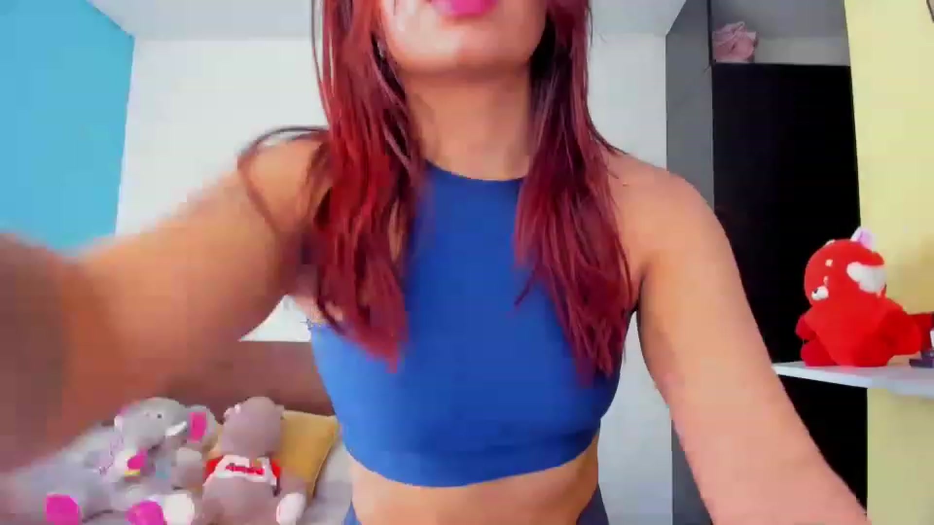Gallery image thumbnail from SarishaLove's myfreecams stream on, 04/25/2023, 12:49 image 13 of 20