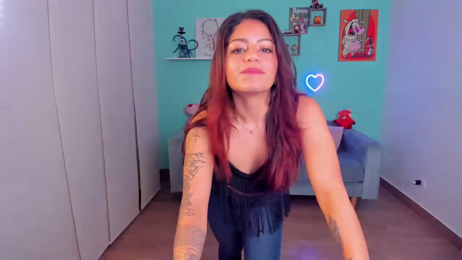 Gallery image thumbnail from SarishaLove's myfreecams stream on, 05/24/2023, 10:17 image 16 of 20
