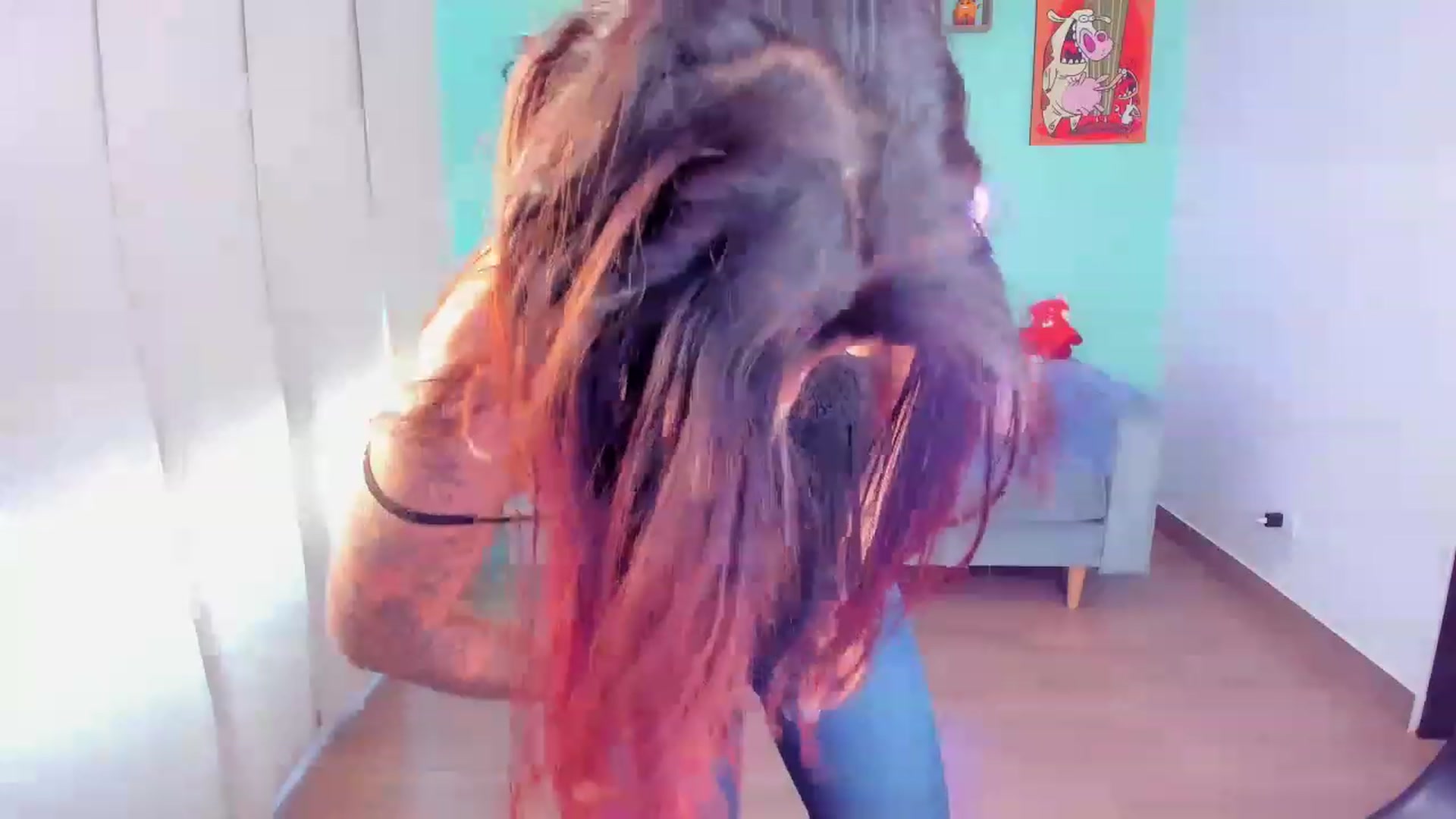 Gallery image thumbnail from SarishaLove's myfreecams stream on, 05/24/2023, 11:57 image 20 of 20