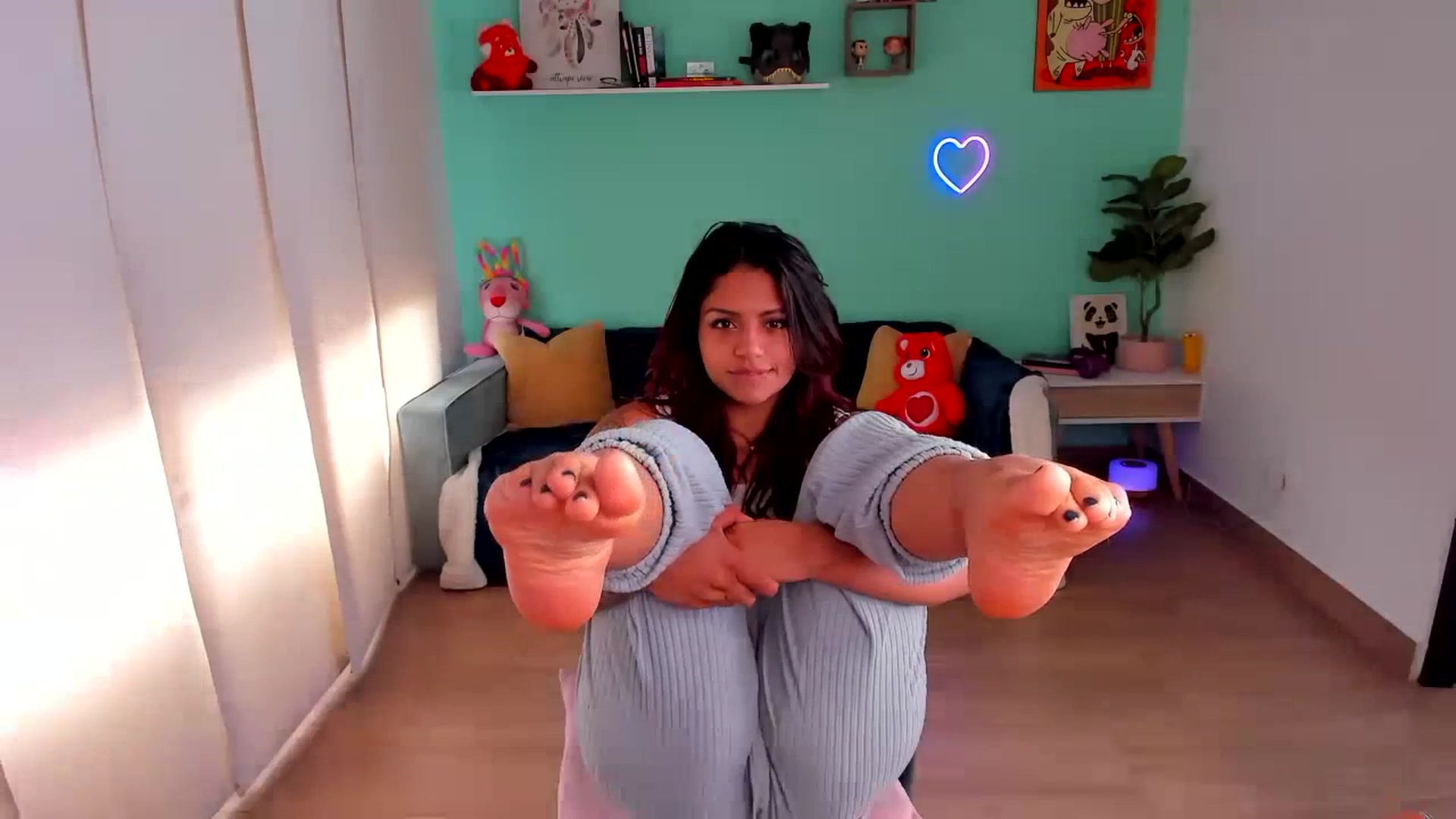 Gallery image thumbnail from SarishaLove's myfreecams stream on, 07/16/2023, 16:32 image 3 of 20