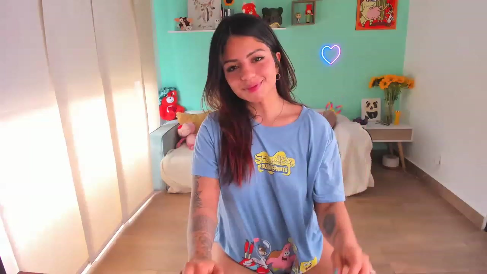 Gallery image thumbnail from SarishaLove's myfreecams stream on, 07/31/2023, 17:20 image 14 of 20