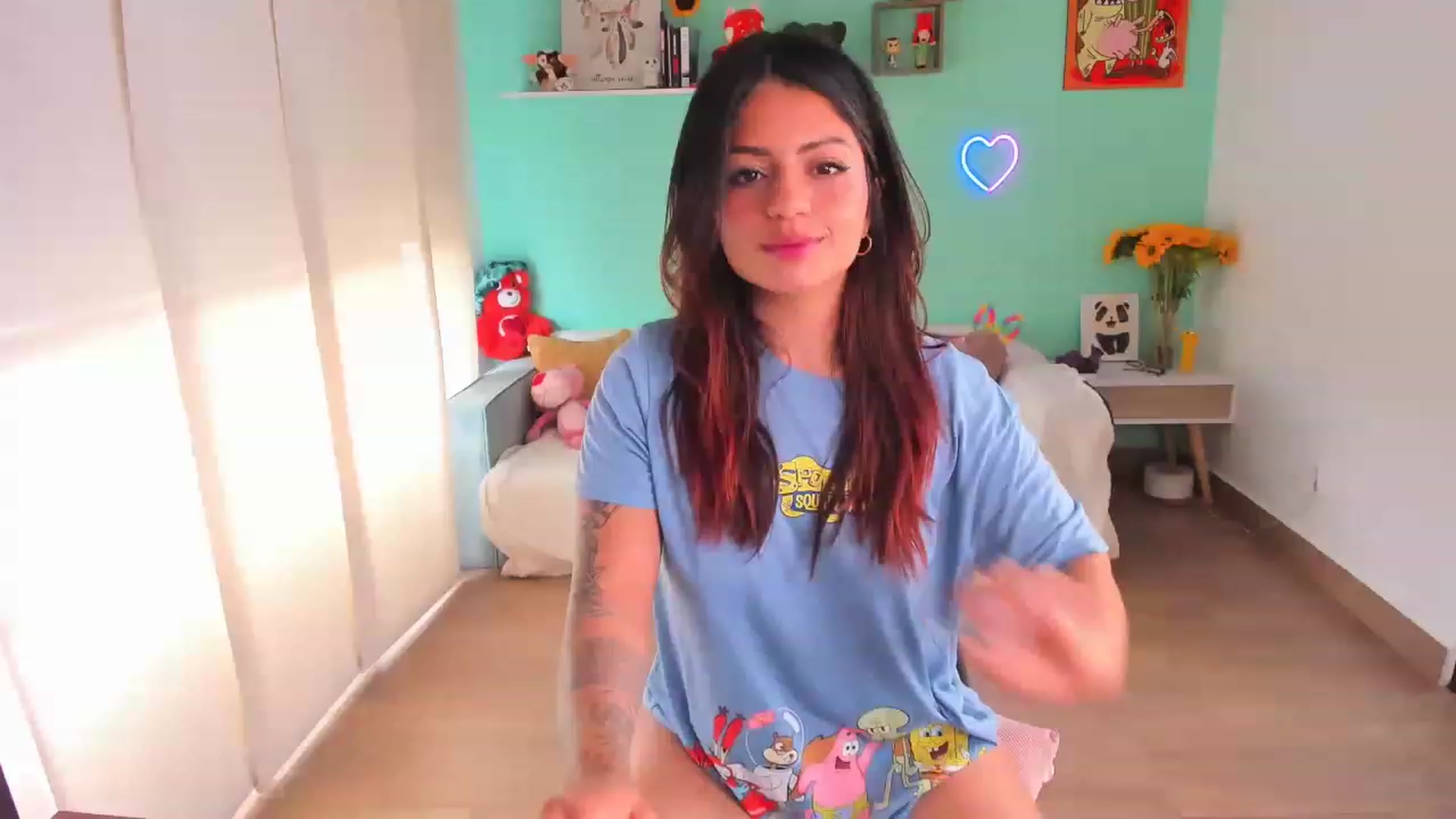 Gallery image thumbnail from SarishaLove's myfreecams stream on, 07/31/2023, 17:20 image 1 of 20