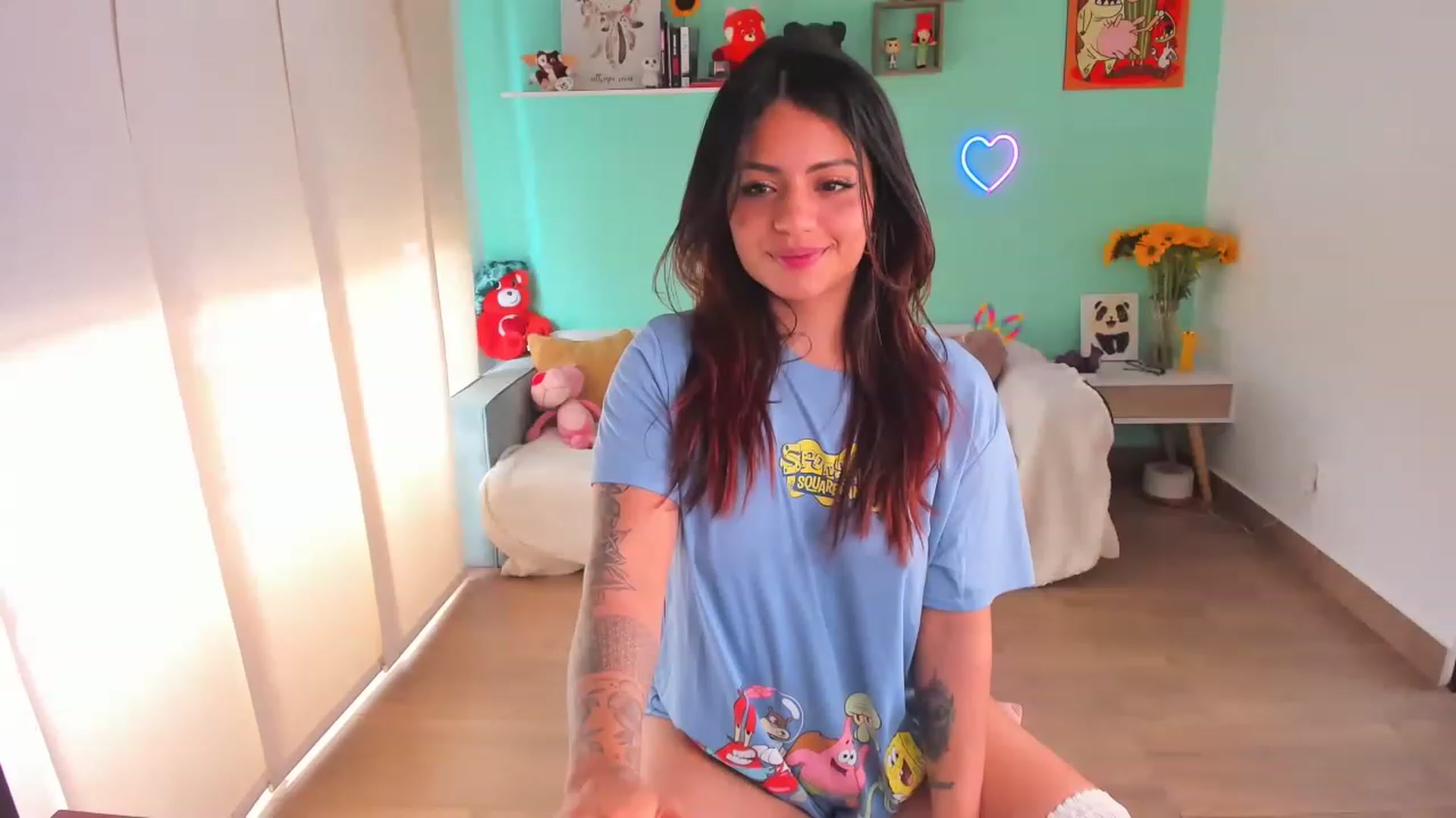 Gallery image thumbnail from SarishaLove's myfreecams stream on, 07/31/2023, 17:20 image 13 of 20