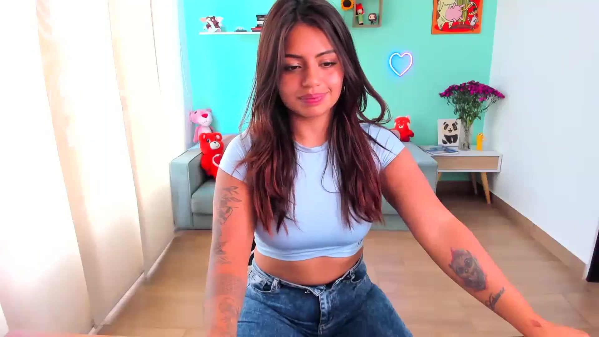 Gallery image thumbnail from SarishaLove's myfreecams stream on, 09/26/2023, 15:02 image 5 of 20