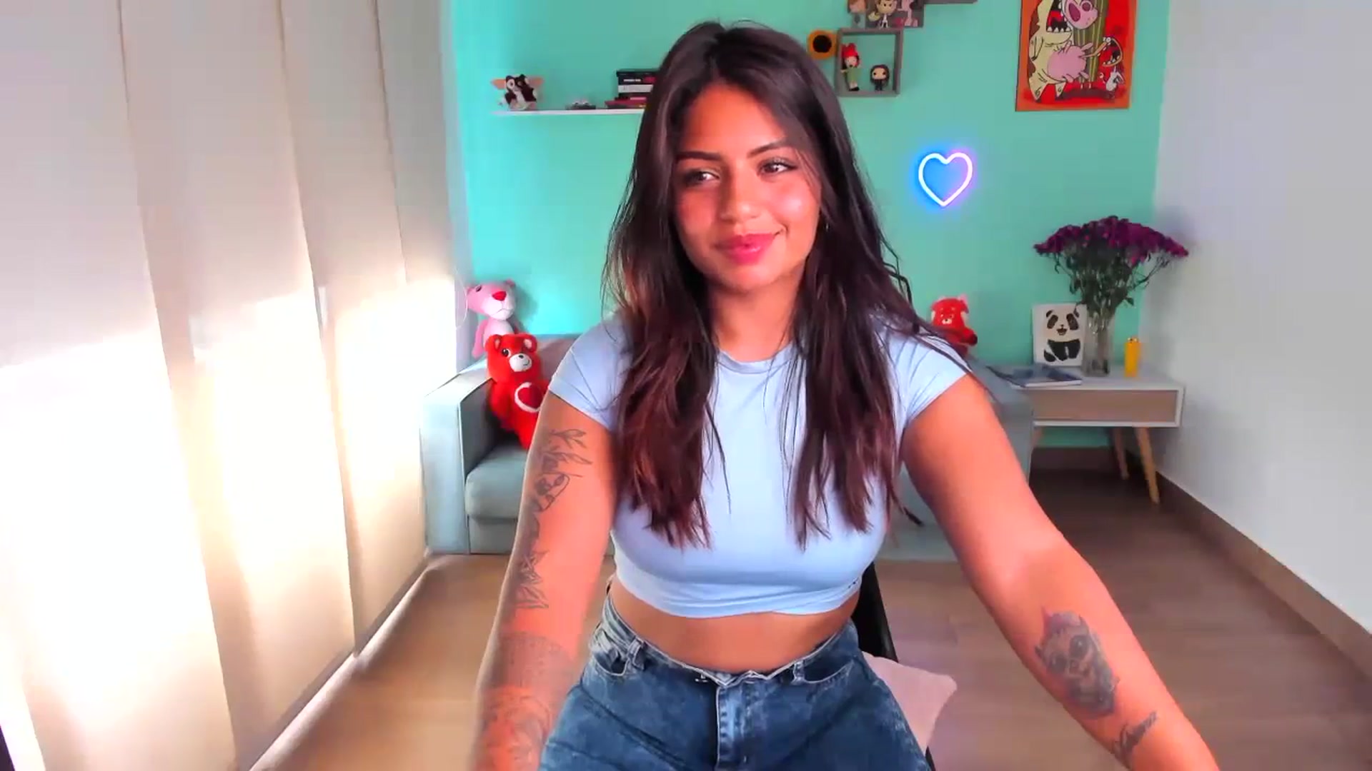 Gallery image thumbnail from SarishaLove's myfreecams stream on, 09/26/2023, 16:46 image 19 of 20