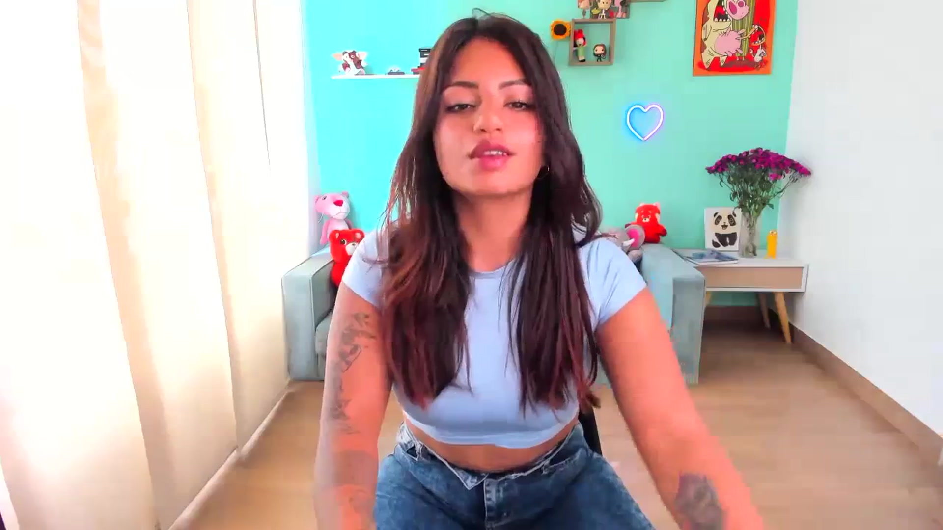 Gallery image thumbnail from SarishaLove's myfreecams stream on, 09/26/2023, 16:46 image 5 of 20