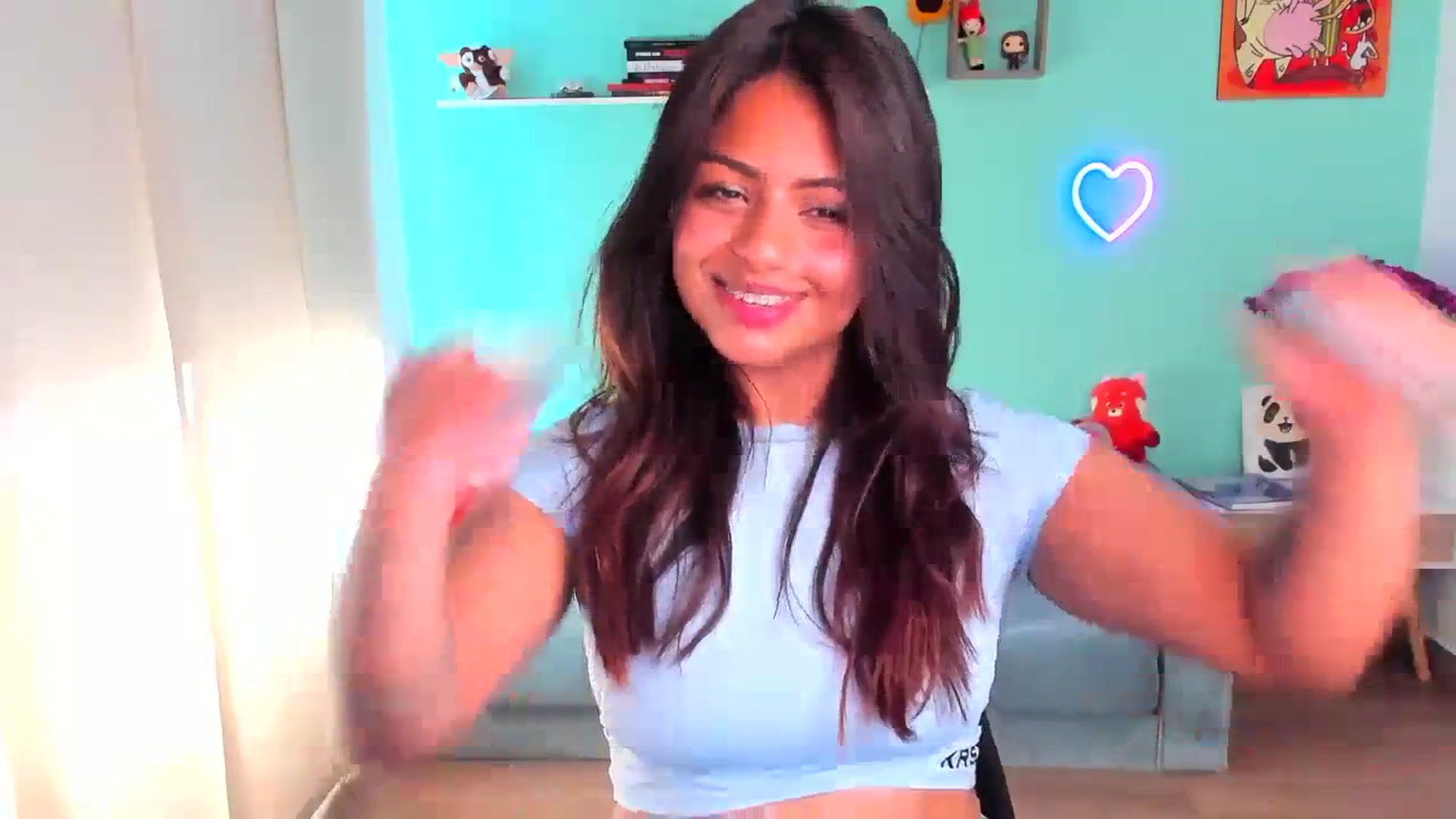 Gallery image thumbnail from SarishaLove's myfreecams stream on, 09/26/2023, 17:25 image 17 of 20