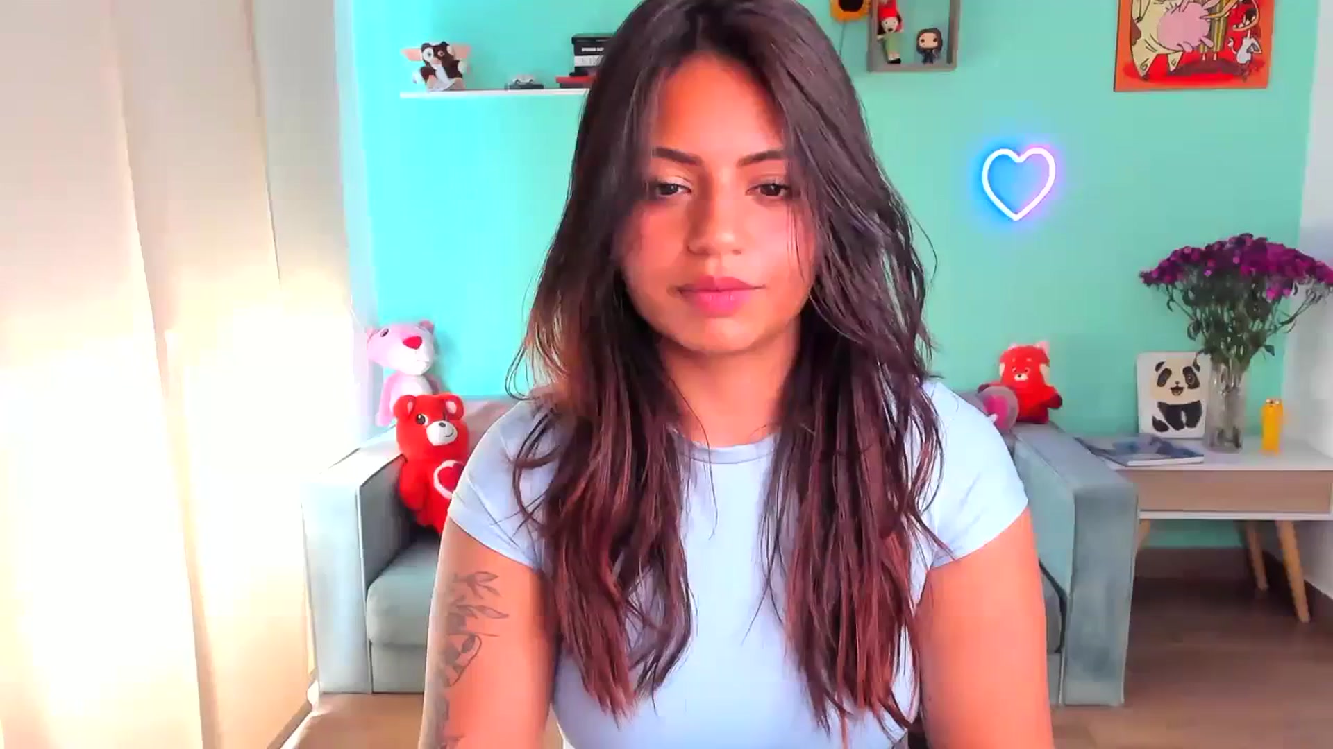 Gallery image thumbnail from SarishaLove's myfreecams stream on, 09/26/2023, 17:25 image 19 of 20