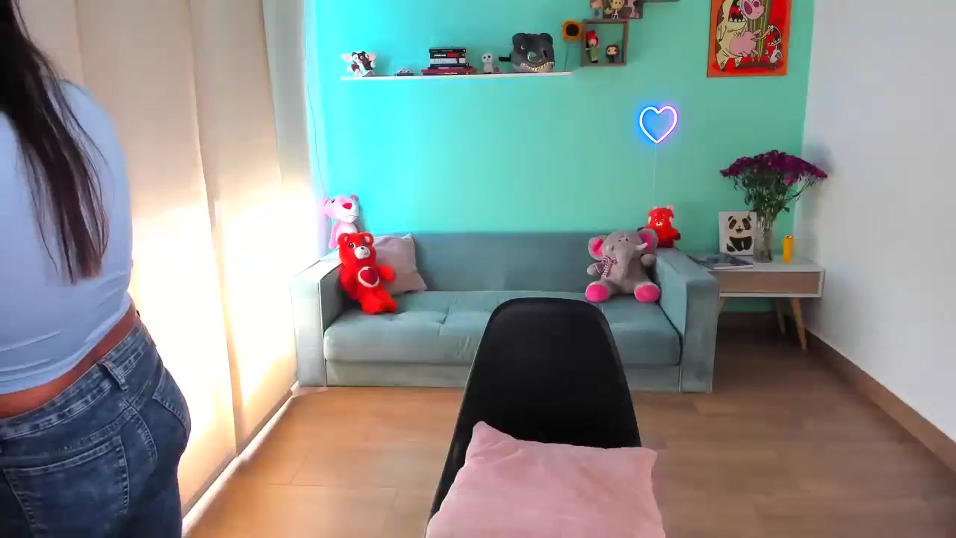 Gallery image thumbnail from SarishaLove's myfreecams stream on, 09/26/2023, 18:37 image 11 of 20